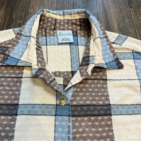 Cascade Blues Women’s Top Button Down Blue White Plaid Size L - Picture 11 of 12
